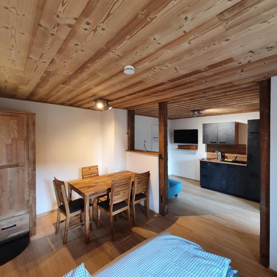 Alte Backstube - Ferienwohnung Huettenstube Und Ferienzimmer Auszeit Erkenbrechtsweiler Zewnętrze zdjęcie