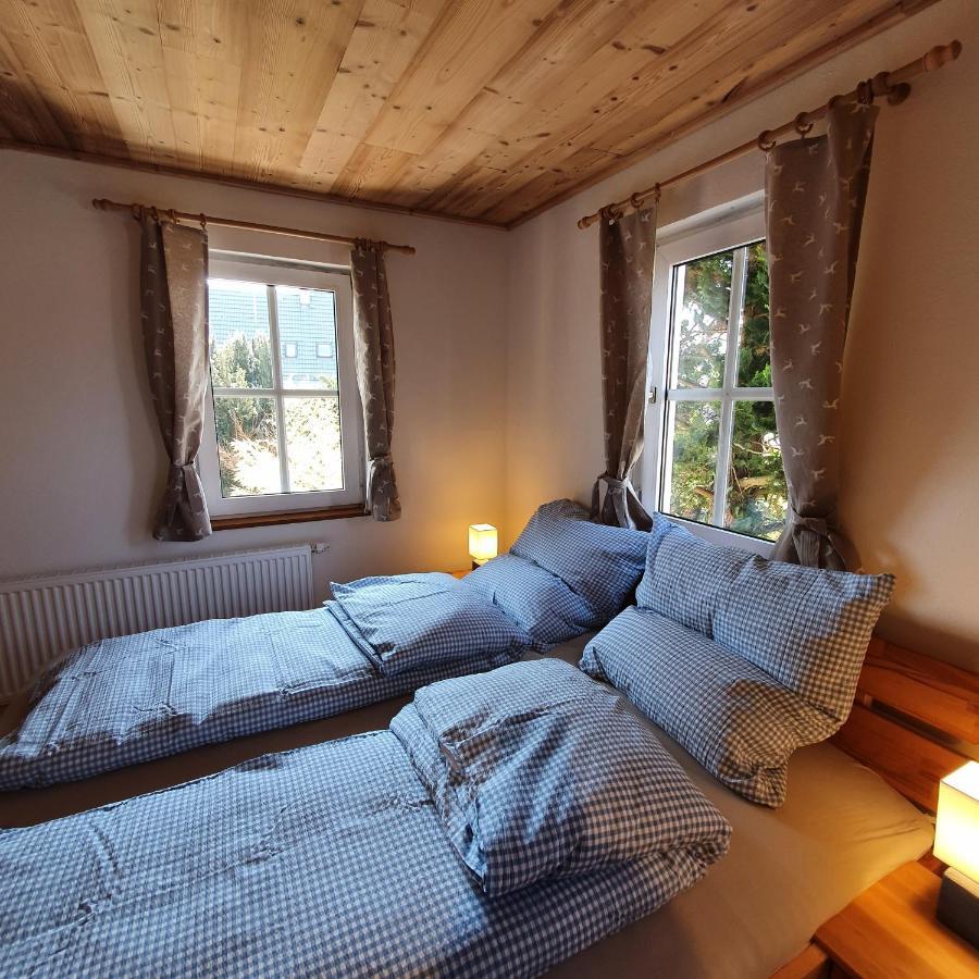 Alte Backstube - Ferienwohnung Huettenstube Und Ferienzimmer Auszeit Erkenbrechtsweiler Zewnętrze zdjęcie