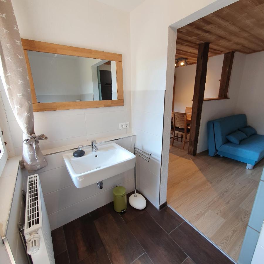 Alte Backstube - Ferienwohnung Huettenstube Und Ferienzimmer Auszeit Erkenbrechtsweiler Zewnętrze zdjęcie