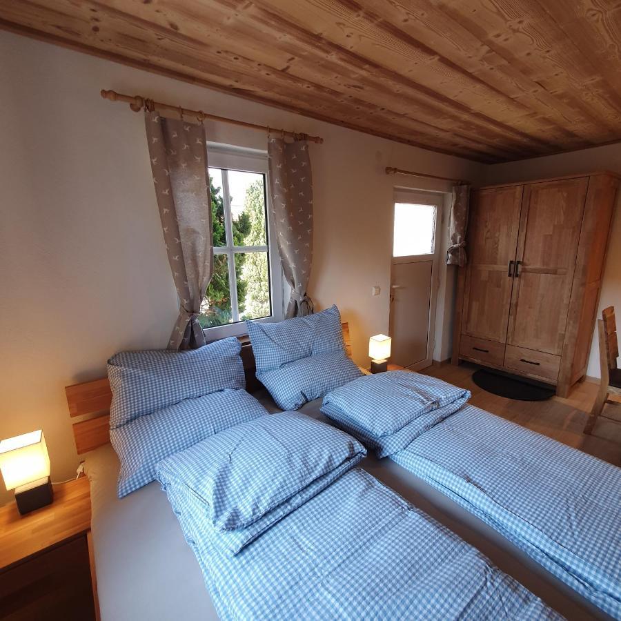 Alte Backstube - Ferienwohnung Huettenstube Und Ferienzimmer Auszeit Erkenbrechtsweiler Zewnętrze zdjęcie